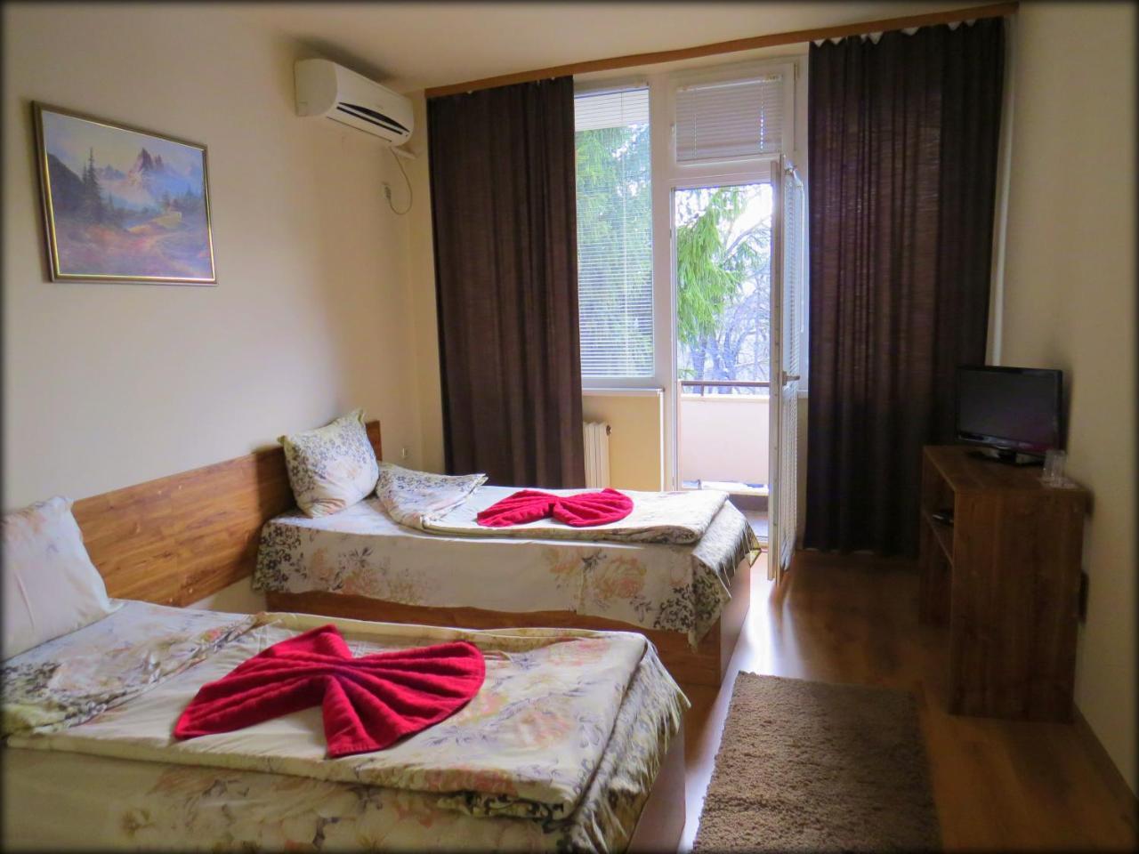 Туристически Дом Кайлъка Pleven Ngoại thất bức ảnh